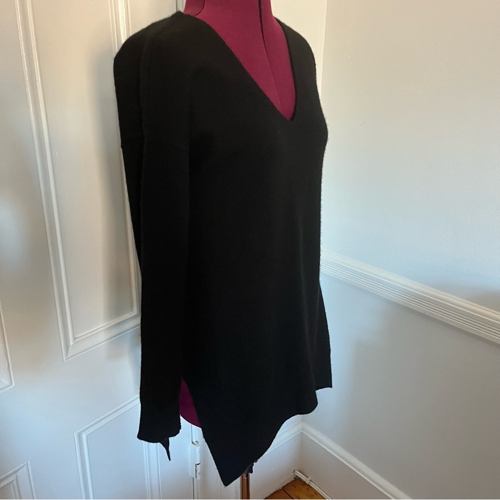 Cashmere split-hem tunic sweater